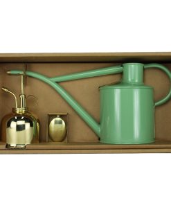 Zimmergießkanne Lindgrün und Messing-Blumensprüher